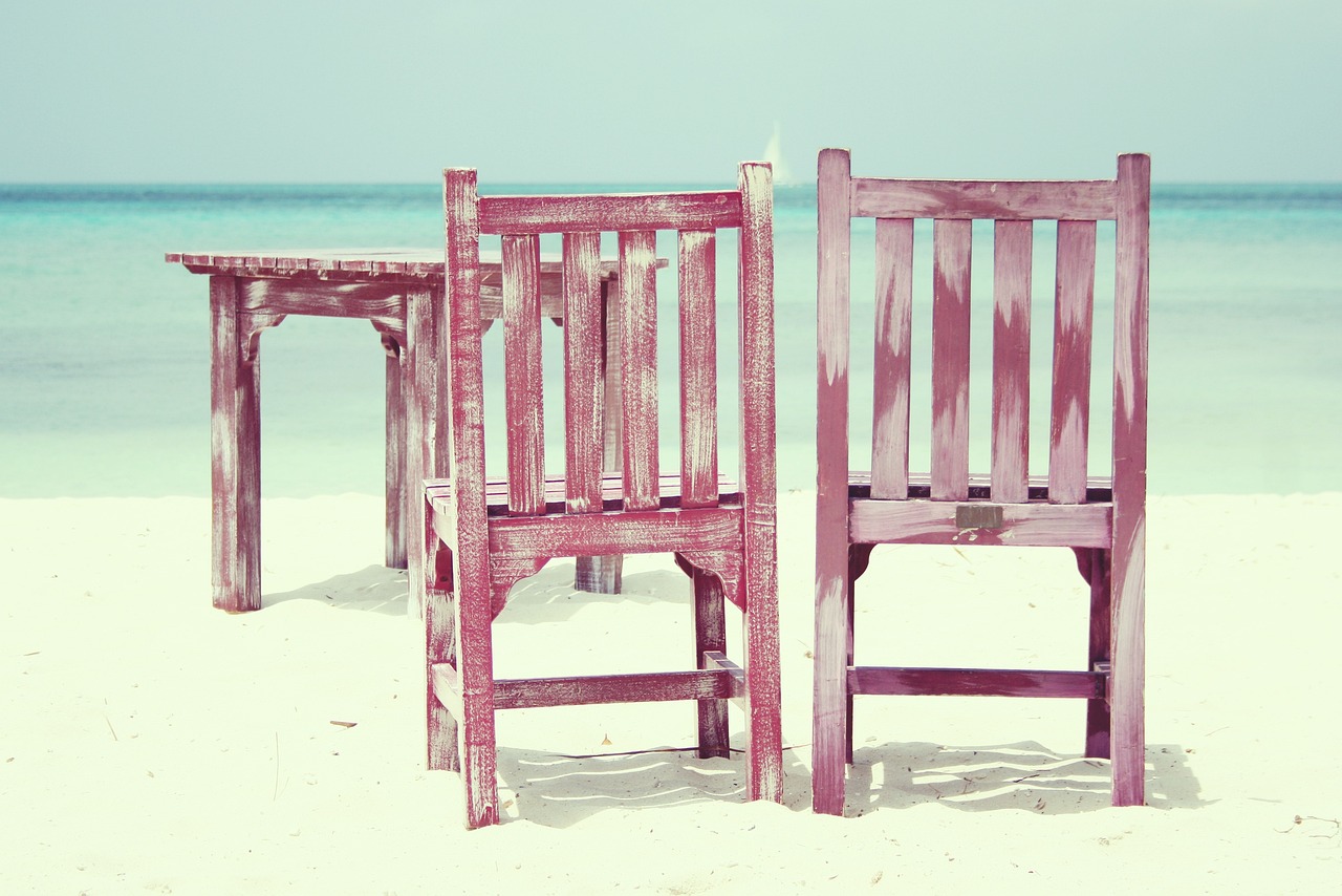 Rénover chaise bois : comment donner une seconde vie à une vieille chaise en quelques étapes simples